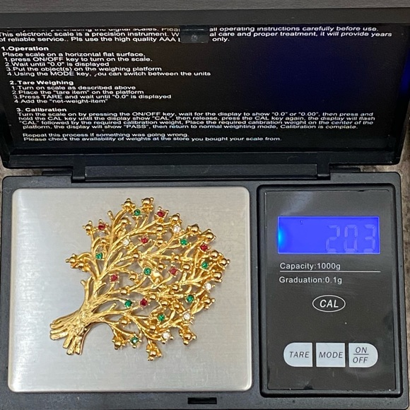 Vintage Unsigned Gold-tone Tree with Red Green & Clear Stones Brooch - Picture 3 of 9